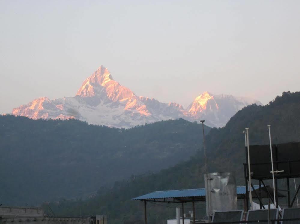 Hotel Lotus Inn Pokhara Exterior foto